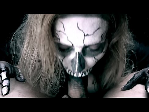 ❤️ Demon girl ngisep pitik jago karo dheweke ireng tutuk lan ngulu cum. ❤❌ Video porno ing jv.com-pornzog.ru ❌